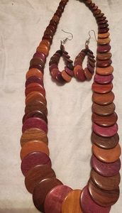 Wood necklace and earring set